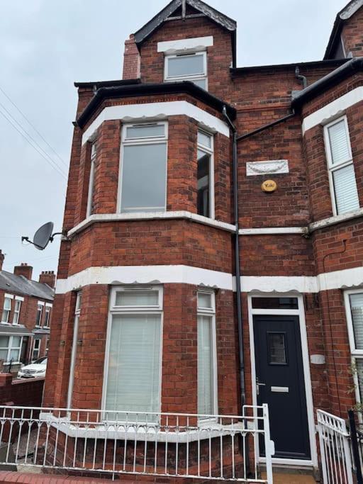 Stylish, Spacious And Central 4 Bedroom House Belfast Exteriör bild