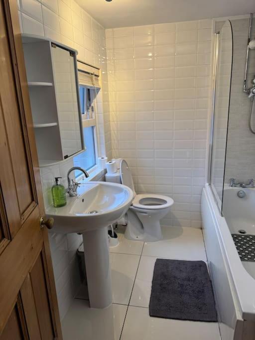 Stylish, Spacious And Central 4 Bedroom House Belfast Exteriör bild